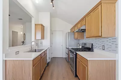 309 Dana Drive, Hutto, TX 78634 - Photo 5