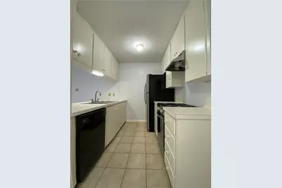 2408 Longview Street #107, Austin, TX 78705 - Photo 5