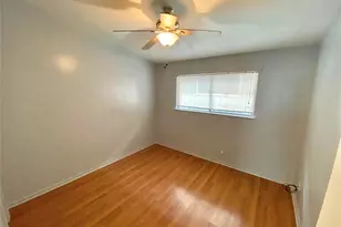 614 W 51st St, Austin, TX 78751 - Photo 11