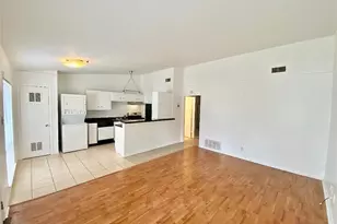 614 W 51st St, Austin, TX 78751 - Photo 9