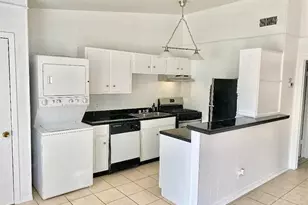 614 W 51st St, Austin, TX 78751 - Photo 3