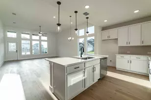 200 Hollister Dr, Liberty Hill, TX 78642 - Photo 5