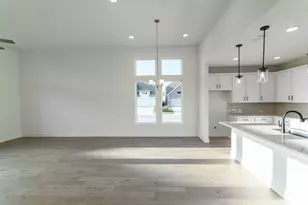 200 Hollister Dr, Liberty Hill, TX 78642 - Photo 7