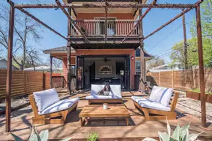 84 Anthony St, Austin, TX 78702 - Photo 1