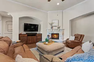 216 Oak Valley Ct, Georgetown, TX 78633 - Photo 3