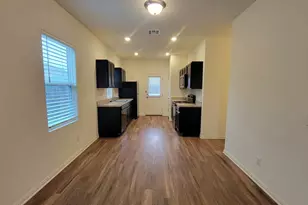 850 Bunton Reserve Blvd, Kyle, TX 78640 - Photo 3