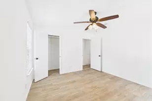 5809 Glenhollow Path, Austin, TX 78745 - Photo 19