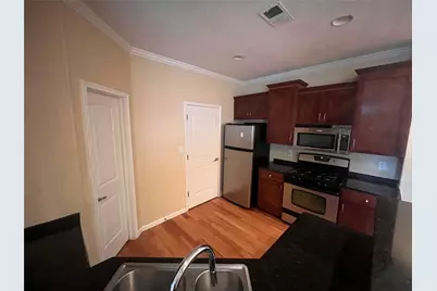 1038 E 43rd Street #B, Austin, TX 78751 - Photo 9