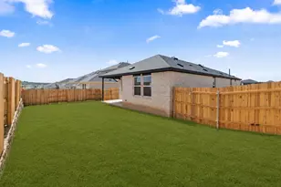 210 Golden Bell Wy, Buda, TX 78610 - Photo 19