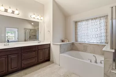100 Lismore Street, Hutto, TX 78634 - Photo 19