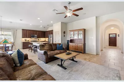 100 Lismore Street, Hutto, TX 78634 - Photo 5