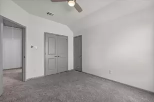 125 Mindy Way, Liberty Hill, TX 78642 - Photo 33