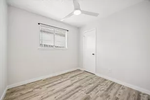 904 Sirocco Dr, Austin, TX 78745 - Photo 17