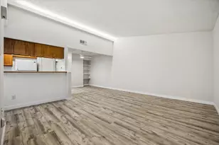 904 Sirocco Dr, Austin, TX 78745 - Photo 5