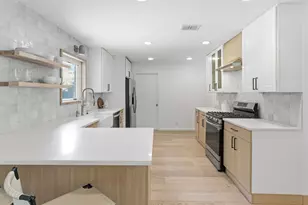 7600 Shoal Creek Blvd, Austin, TX 78757 - Photo 11