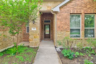 557 Scenic Bluff Dr, Georgetown, TX 78628 - Photo 3
