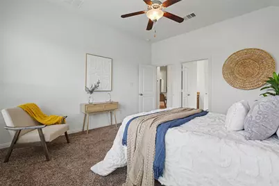 557 Scenic Bluff Drive, Georgetown, TX 78628 - Photo 17