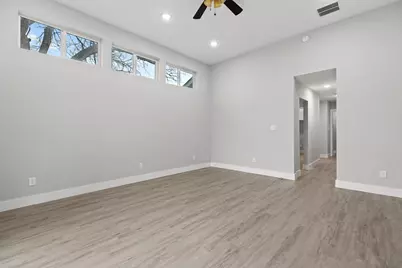 813 Central Avenue, Elgin, TX 78621 - Photo 21