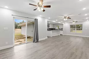 813 Central Ave, Elgin, TX 78621 - Photo 11