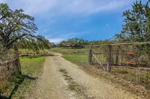 5421 Purgatory Rd, San Marcos, TX 78666 - Photo 3