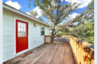 207 Oakwood Loop, San Marcos, TX 78666 - Photo 5