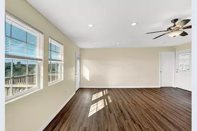 207 Oakwood Loop, San Marcos, TX 78666 - Photo 13