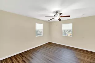 207 Oakwood Loop, San Marcos, TX 78666 - Photo 11