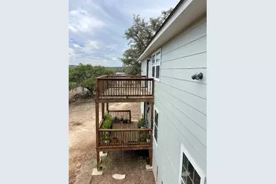 207 Oakwood Loop, San Marcos, TX 78666 - Photo 25