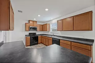 13712 Vigilance St, Manor, TX 78653 - Photo 11