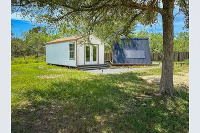 16107 Fagerquist Road, Del Valle, TX 78617 - Photo 13