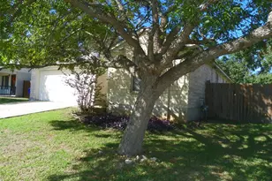 2007 Coachlamp Dr, Cedar Park, TX 78613 - Photo 3