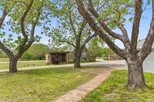 208 Danos Dr, Fredericksburg, TX 78624 - Photo 25