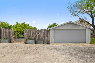 208 Danos Drive, Fredericksburg, TX 78624 - Photo 29