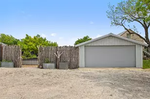 208 Danos Dr, Fredericksburg, TX 78624 - Photo 29