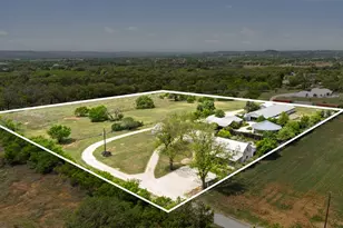 208 Danos Dr, Fredericksburg, TX 78624 - Photo 31