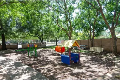 1802 White Oak Cove, Round Rock, TX 78681 - Photo 23