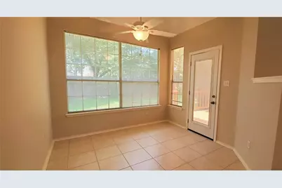 1802 White Oak Cove, Round Rock, TX 78681 - Photo 5