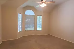 1802 White Oak Cove, Round Rock, TX 78681 - Photo 9