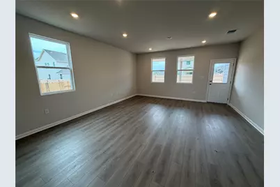 133 Silverleaf Spur, Bastrop, TX 78602 - Photo 7