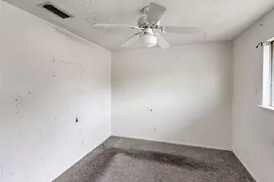 8611 Putnam Dr, Austin, TX 78757 - Photo 13