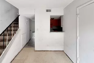 8611 Putnam Dr, Austin, TX 78757 - Photo 9