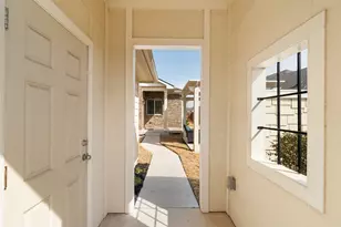 413 Arabian Colt Dr, Georgetown, TX 78626 - Photo 3