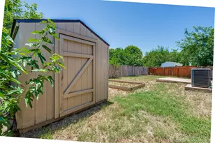 205 Xavier Dr, San Marcos, TX 78666 - Photo 23