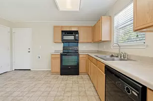 205 Xavier Dr, San Marcos, TX 78666 - Photo 13