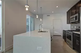 5305 Martin Ave, Austin, TX 78751 - Photo 9