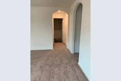 108 N Allington Circle, Jarrell, TX 76537 - Photo 13