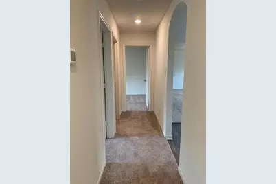 108 N Allington Circle, Jarrell, TX 76537 - Photo 19