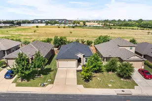 440 Galway Bay Ln, Georgetown, TX 78626 - Photo 23