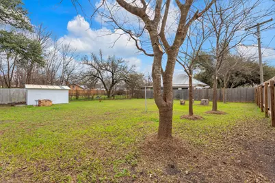 1709 Cecelia Street, Taylor, TX 76574 - Photo 31