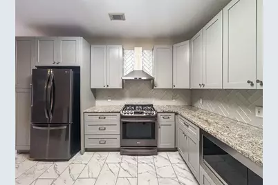 6002 Salcon Cliff Drive, Austin, TX 78749 - Photo 11